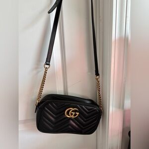 GG Marmont small matelassé
shoulder bag